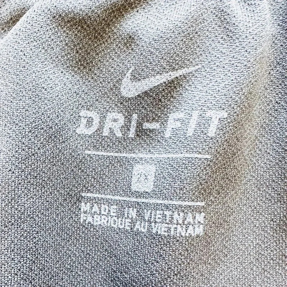 NWT NIKE Women Dry Fit Drawstring Lining Black/Green Stars Running Shorts Sz 2X - Picture 3 of 4